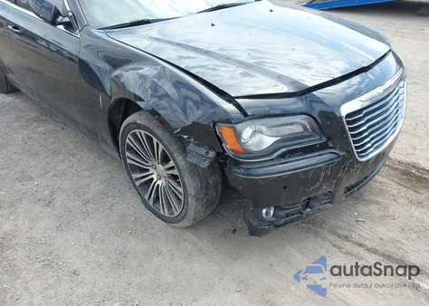 2012 Chrysler 300 S V6 z USA, uszkodzony, nr VIN 2C3CCABG3CH256917